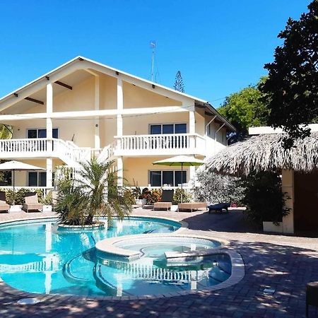 Wayaca Mini Resort Willemstad Exterior photo